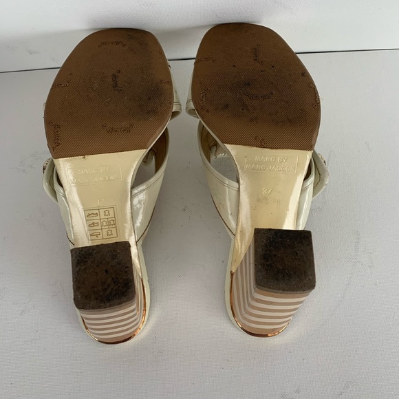 Healed sandals - Picture 5 of 5